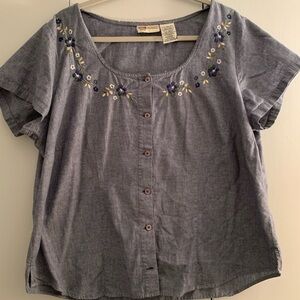 Floral Embroidery Blouse